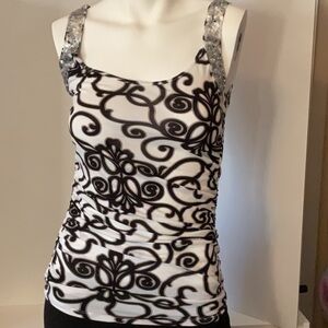 International concepts Brand Tank Top